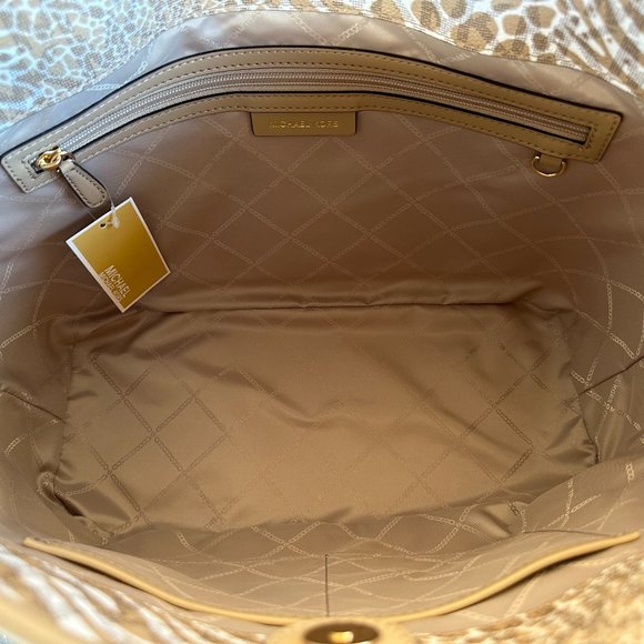 Michael Kors Carter Large Open Tote Shoulder Bag MK Zebra Print Camel Multi - Picture 8 of 13